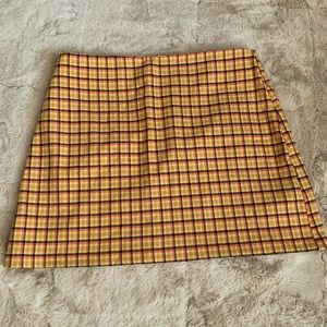 URBAN OUTFITTERS Mini Skirt Size Small